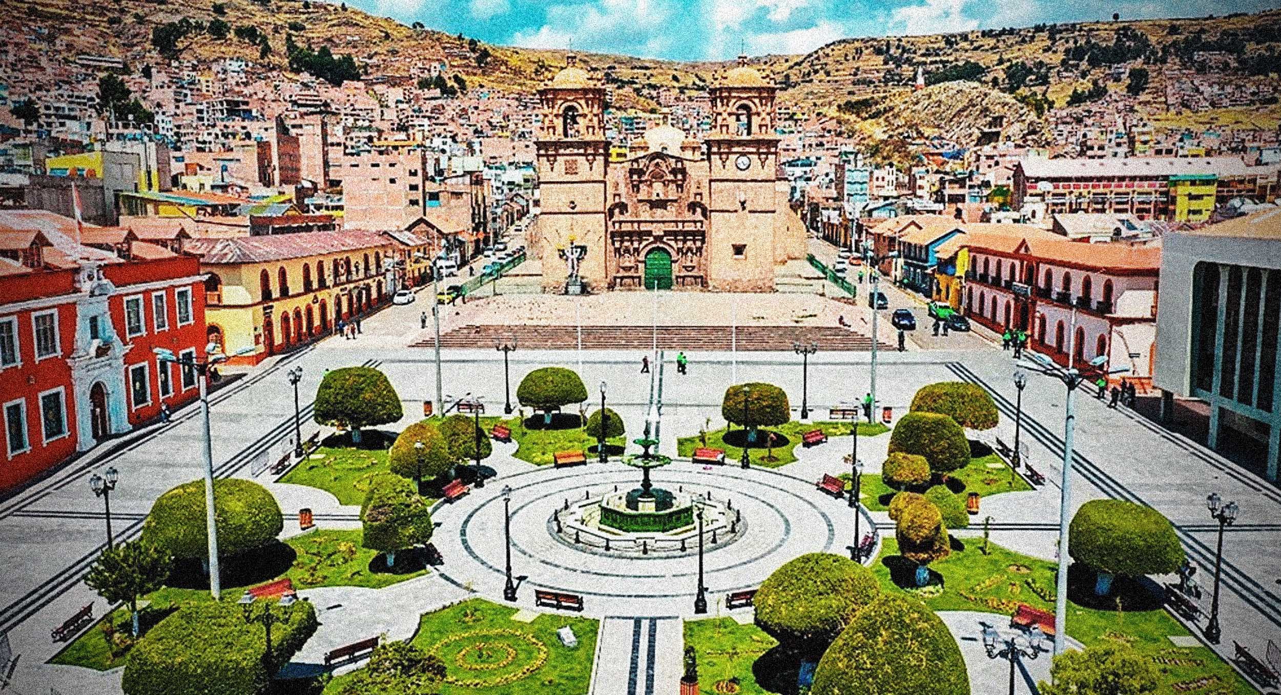 Plaza central de Puno